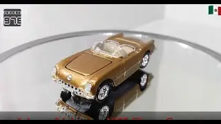 Johnny Lightning 1955 Chevy Corvette 50 YEARS OF CORVETTE Del 2002 China 1/64