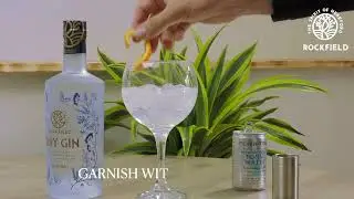 Signature serve Dry Gin
