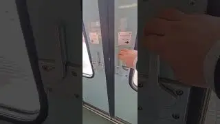 T&uuml;ren &ouml;ffnen auf der Br 420