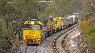 AURIZON HAULS MRL ENGINES EAST ex Mineral Resources to NSW for SSR