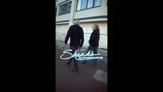 Robert Plant not signing Autographs Led Zeppelin singer