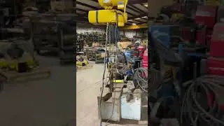 Yale 1/2 Ton Electric Chain Hoist w/ Motorized Trolley, 20 FT Lift, 110V