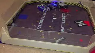 Hexbug Battlebots Minotaur vs Witch Doctor vs Tombstone 3 way battle