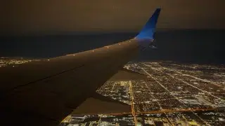 Dazzling Chicago city lights & O'Hare landing - United Airlines - Boeing 737 MAX 8