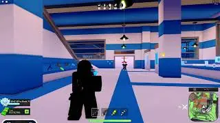 Mad city Famas vs M4A1