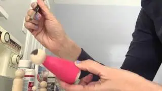 Lille Huset Painting Peg Dolls Series Video 01 - Doll Hair