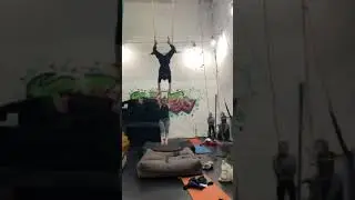 Trapeze duo comedy