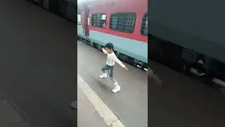 bandi bandi rylu bandi | jayam | kushaals dance at train #trending #viralvideo #train