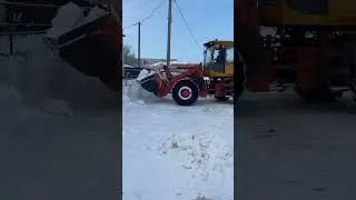 Выходной отменяется! С 8 утра сегодня на расчистке улиц Мяделя Сергей Давидович.