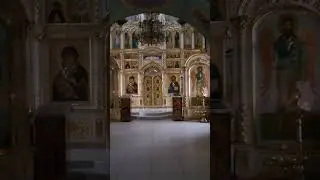 Под куполом. Эхо. Икон нет почти, но не помеха.Подсказки повсюду.Что верим в чудо ?) #ау