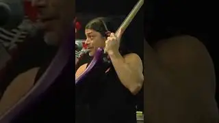 LARS ULRICH BLAMING ROBERT TRUJILLO WHEN HE MESSES UP SONG #METALLICA #shorts