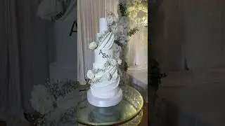 Wedding cake made bay sweet layers