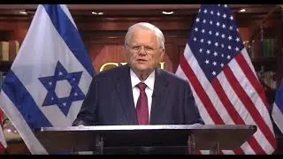 С Днем благодарения от пастора Хаги и CUFI