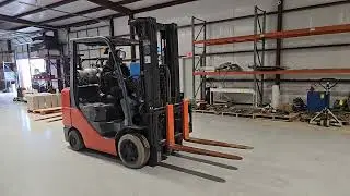 Toyota 8FGCU32 Forklift w/ FC/Push Pull, Side Shift, 2 Stage Mast & Digital Speedometer; 4,500lb Cap