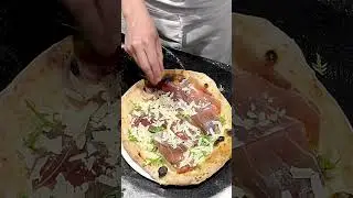 Quest'estate vieni ad assaggiare la nostra appetitosa Emiliana! #pizza #pizzalover #food #pasta