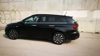 Fiat Tipo automatic door