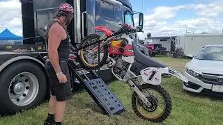RAMPAGE LIFT ON SEMI ; HOW TO UNLOAD YOUR HONDA CR500R !