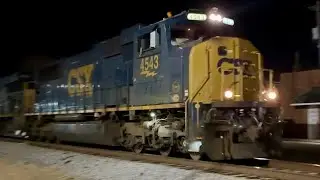 RCL SD70MAC 4543 with Strobe Lights Leads CSX M409 South