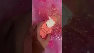 The Lush magical Santa bath bomb demo / review #lush #magicalsanta #bathbomb #christmas #bath #fyp