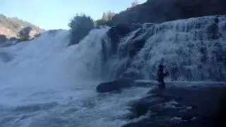 Pit River falls from river level