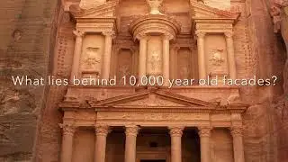 Ancient and Melted - Petra, the petrified city of Jordan (Castle or Mountain?)