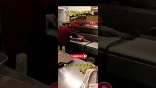 Mexican cleaning the fish for me ,bronx nyc 🙏💯