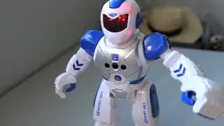 Dancing Smart Robot - Showcase