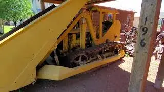 Caterpillar D4 with Overshot Loader