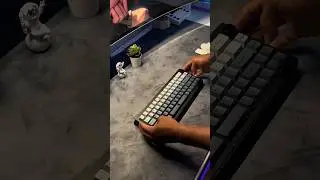 An amazing split mechanical keyboard that truly🤩🔥  (subscribe for more)