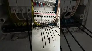 Важное правило в электрике!  #техникабезопасности #электрика #ремонт #india #job #electricity #الشغل