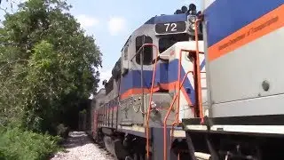 E732 meets a GP39 on P939
