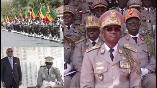 C&eacute;r&eacute;monie d'au revoir aux arm&eacute;es du g&eacute;n&eacute;ral Cheikh Wade:Signature du livre d'Or par le CEMGA sortant
