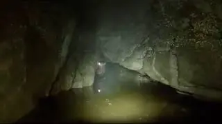 Caving sump dive - Bat Cave Table Mountain - Lourens
