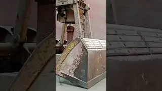 Cargo Discharging Auto Grab