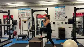 Step up + shoulder press