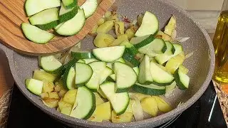 Кабачки и картофель на сковороде: настолько вкусно, что захочется готовить снова