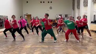 Zumba fitness - Última Noche” – Ozuna & Bad Gya