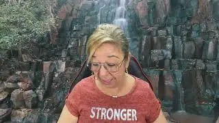 CAPRICORNIO! HAY ALGO QUE QUERRÁ DECIRTE! SOLO QUIERE QUE LE ESCUCHES!