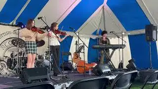 Gordon Duncan Set by the Carroll Sisters band