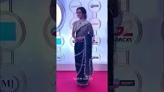 500 Crore #Jawan in 5 Days Actress #SanyaMalhotra at #Lokmatawards2023 #awards #shorts