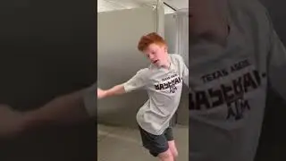 WEIRD GINGER KID DANCING IN THE BATHROOM!!
