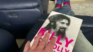 Billy Connolly Windswept & Interesting: My Autobiography Book Review