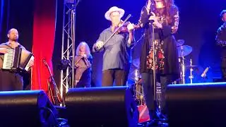 Jolie Blon - Kerry Simpson Andy Baylor