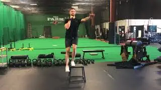 Offset Racked 1-Leg Squat off Box