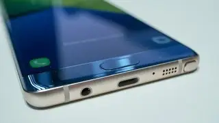 Samsung mocks Apple's iPhone 7 and the removal of the audio jack (Galaxy Note 7 Conference)