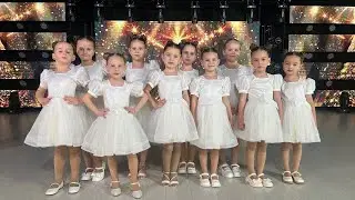 Vocal Performance - It's New Year's Eve, kids