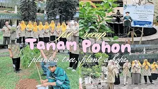 Plant a Tree, Plant a Hope! FST UIN Jakarta Inisiasi Gerakan Tanam Pohon sebagai Simbol Harapan Baru
