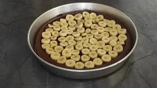 İpeksi kıremasıyla muzlu kek 👉bu kekin lezzetine bayılacaksınız 👌 yumuşacık akışkan ve efsane 