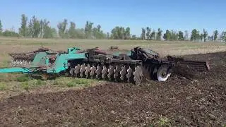 Дискование поля бороной БДВП-7,2 Краснянка с трактором New Holland T8.410 Часть 1