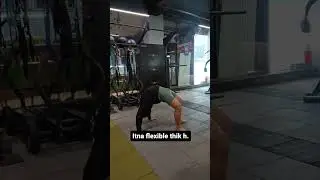 Bodybuilder flexibility #shorts #motivation #bodybuilding #flexibility